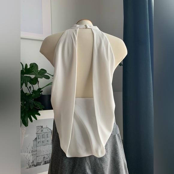 ZARA - Elegant opened back blouse - Picture 1 of 10